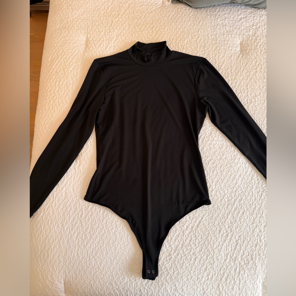 Abercrombie & Fitch Soft A&F Turtleneck Bodysuit – Black, Size XL - Picture 4 of 10